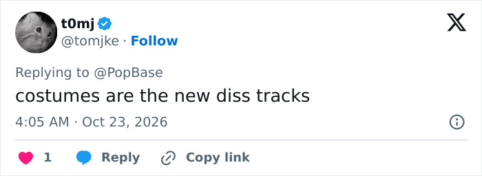 A tweet discussing Natalie Nunn Halloween transformation and comparing costume rivalries to diss tracks.