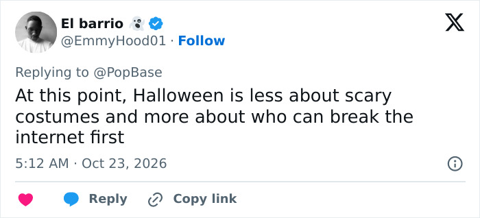 A social media post about Halloween costumes and viral Internet trends.