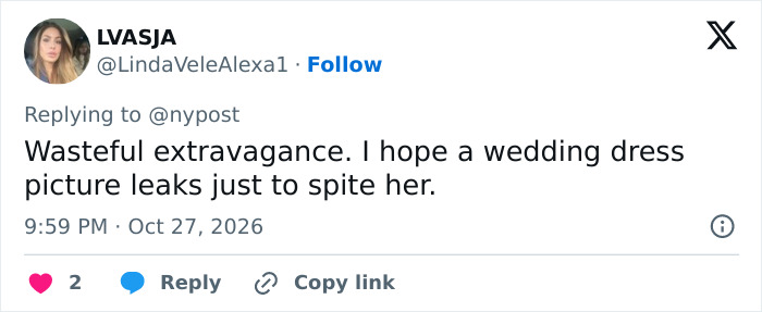 A tweet calling Taylor Swift's wedding decor a wasteful extravagance. A tweet calling Taylor Swift's wedding decor a wasteful extravagance.