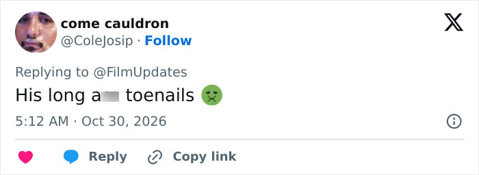 A fan tweet commenting on grooming habits after a Sexiest Man Alive photo update.