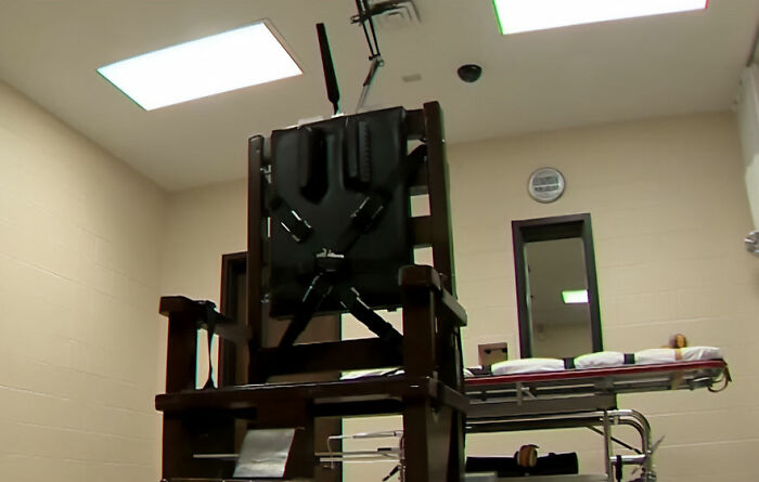 Leaked Photo Of Christa Pike After Botched Lethal Injection May Explain Why She Survived Leaked Photo Of Christa Pike After Botched Lethal Injection May Explain Why She Survived