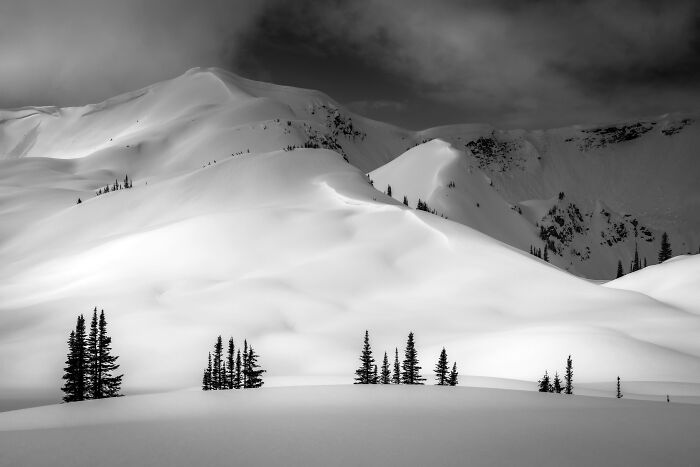 Black and white landscape photography of snow-covered mountains for Natural Landscape Photography Awards
