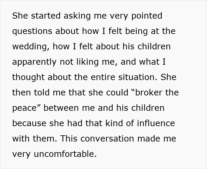 Screenshot of text describing a woman being asked pointed questions at a daughter's wedding. Screenshot of text describing a woman being asked pointed questions at a daughter's wedding.