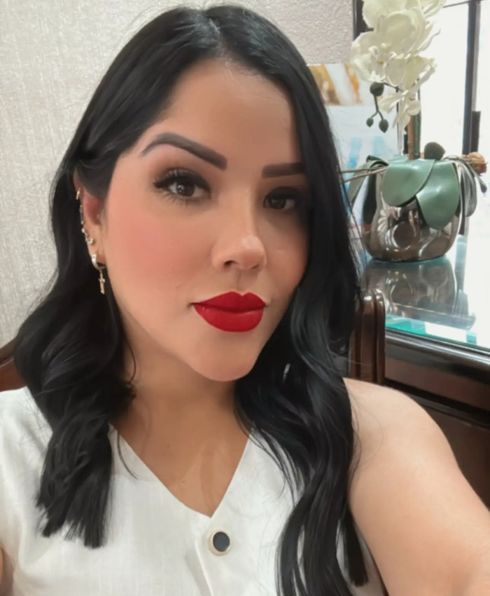 Influencer Found Lifeless Alongside Partner And Three Kids In Tragic Circumstances After Chilling Final Post Influencer Found Lifeless Alongside Partner And Three Kids In Tragic Circumstances After Chilling Final Post