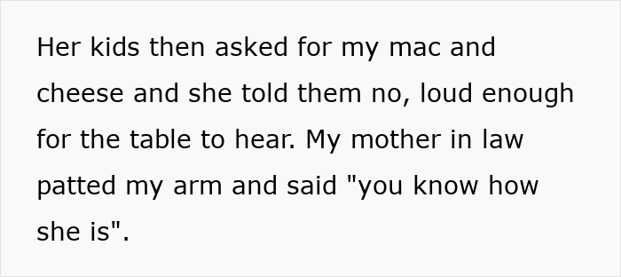 Woman Brings Her Own Food To Thanksgiving Because She Doesn't Trust SIL, Is Shocked At Her Reaction Woman Brings Her Own Food To Thanksgiving Because She Doesn't Trust SIL, Is Shocked At Her Reaction