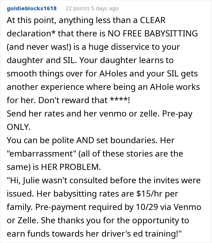 An online response discussing boundaries and payment after receiving an entitled aunt's Halloween invite.
