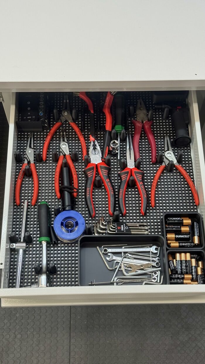 Toolbox drawer organized perfectly using customized 3D prints.