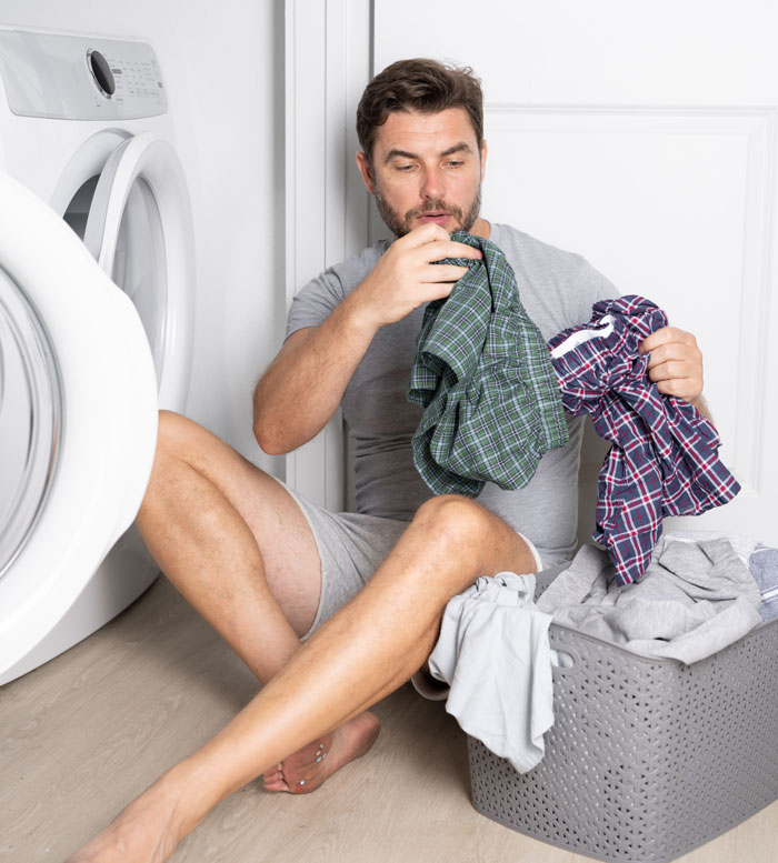 Grown Man Hates Doing Laundry, Doesn't Understand Why His Family Calls Him Out On His Stinky Clothes