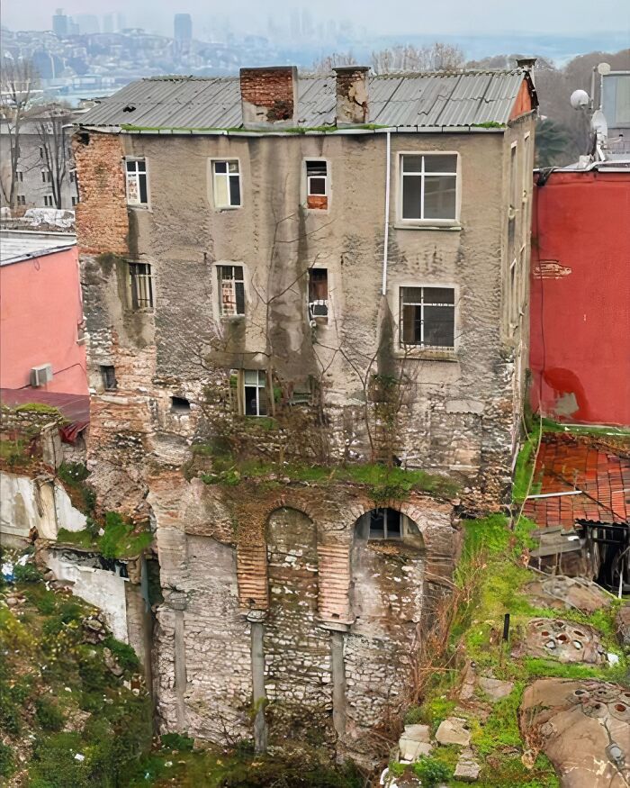 Interesting old stone building in Turkey with ancient arch foundations, a cool historical site.