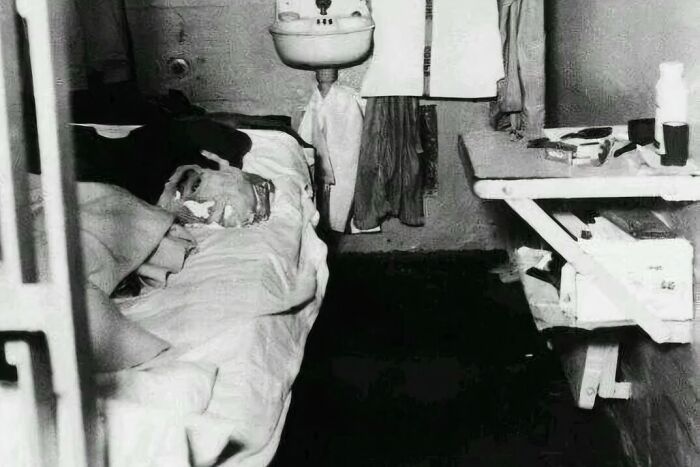 Dummy Head Used By John Anglin To Fool Prison Guards While He And Two Other Convicts Escaped Alcatraz. 1962