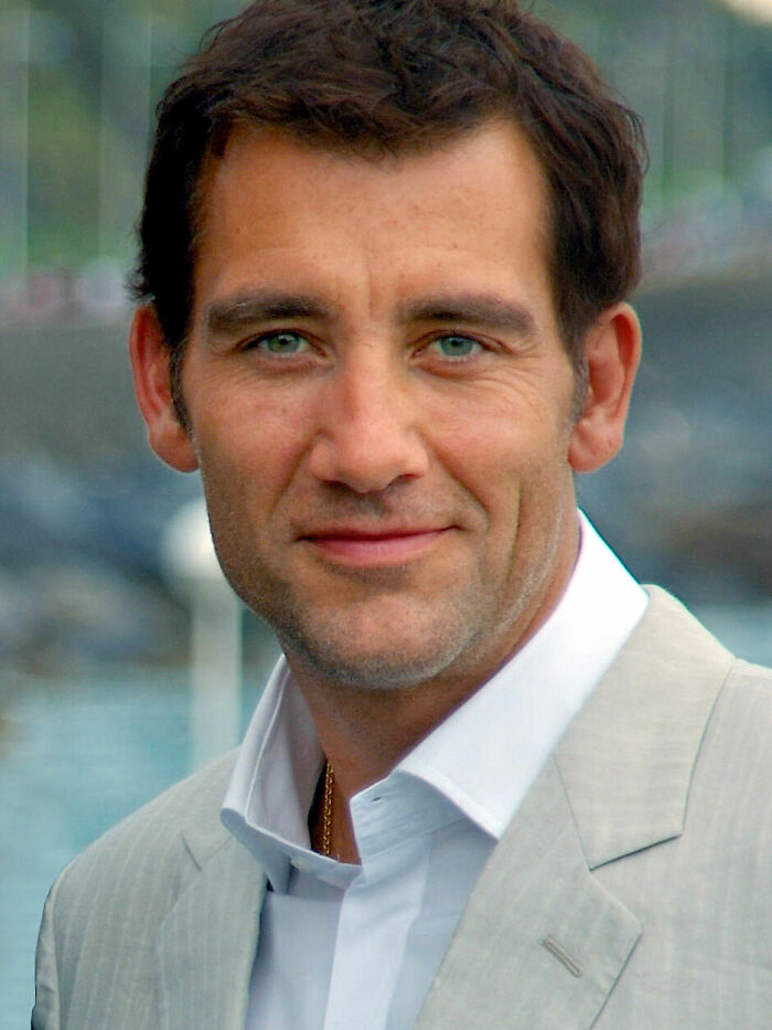 Actor Clive Owen, 62