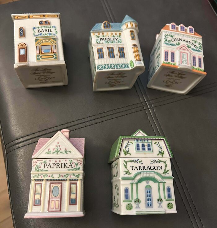 Set of five miniature ceramic house spice jars, an adorable discovery among thrift store finds