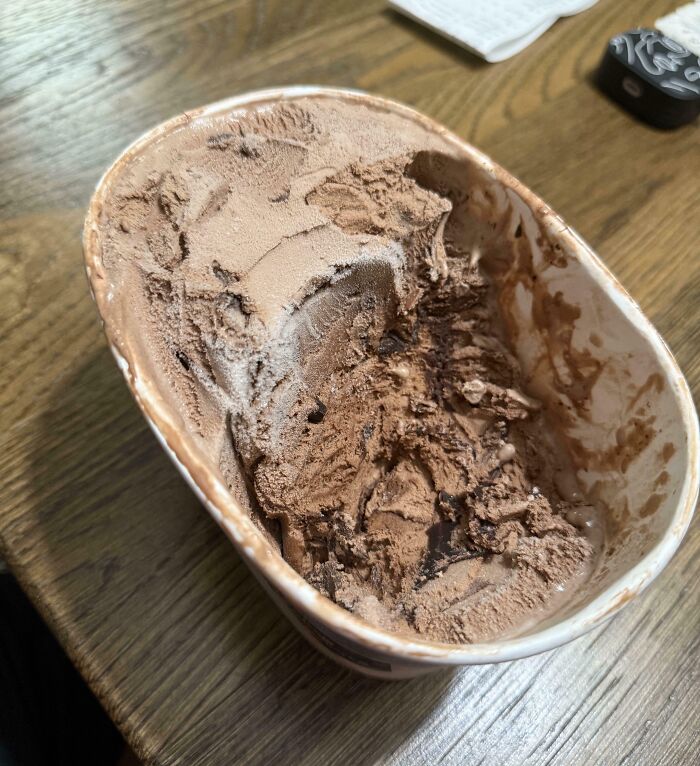 A tub of chocolate ice cream from bizarre roommate stories