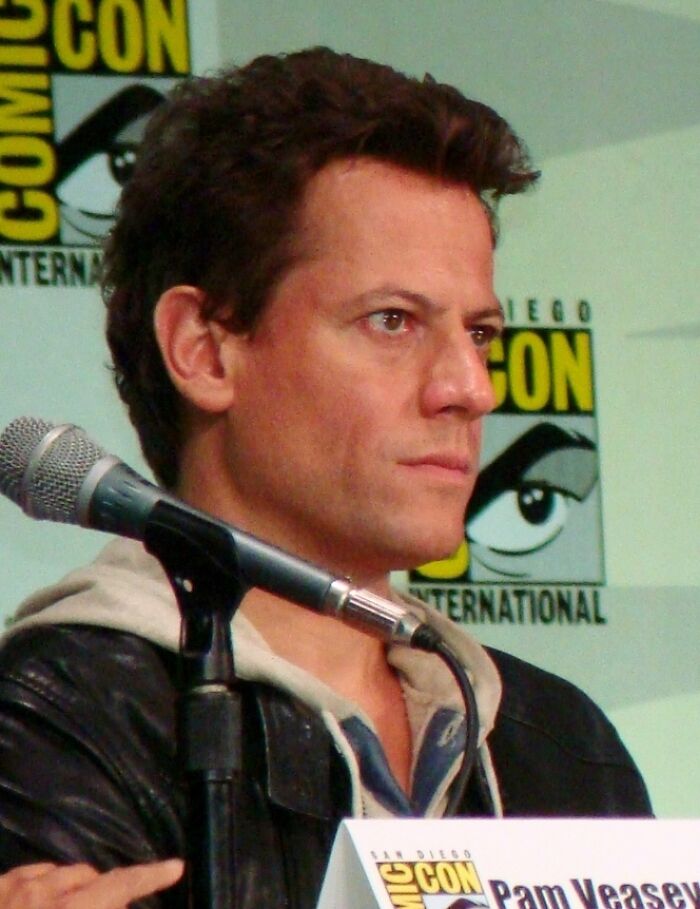 Actor Ioan Gruffudd, 53
