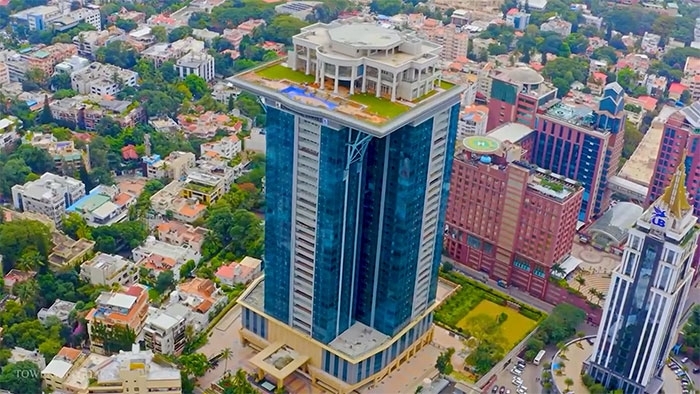 Indian Tycoon&rsquo;s Rooftop Mansion Has A Pool, A Lawn And A Skyline View, But Its Owner Can&rsquo;t Come Home