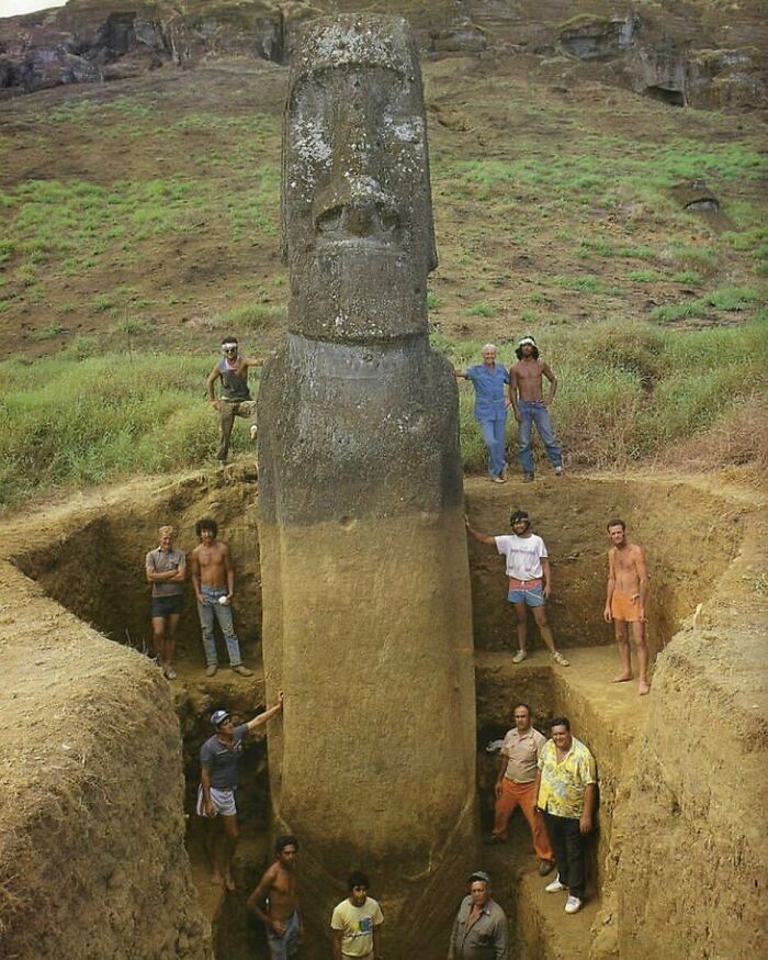 Archaeologists excavating a giant Easter Island Moai head reveal facts about the past