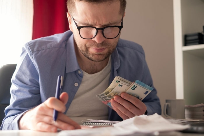 Man Asks For A Raise After 15 Years On Sick Leave, Gets A Reality Check Instead