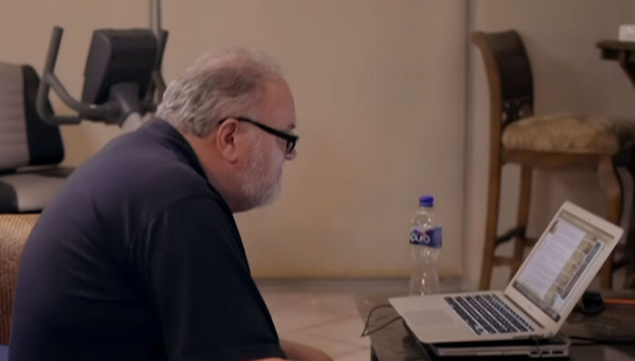 Thomas Markle sitting at a laptop computer discussing family allegations. Thomas Markle sitting at a laptop computer discussing family allegations.