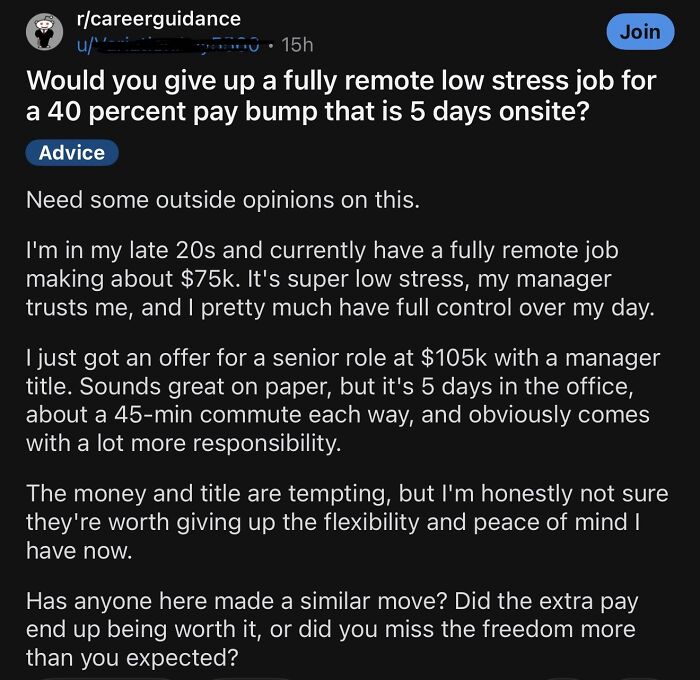 Reddit post debating trade-off between remote job and onsite pay bump