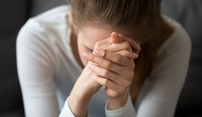 Brother’s Cruel Jokes About His Sister’s Surgeries Leave Her Devastated And Her Husband Unable To Leave Brother’s Cruel Jokes About His Sister’s Surgeries Leave Her Devastated And Her Husband Unable To Leave