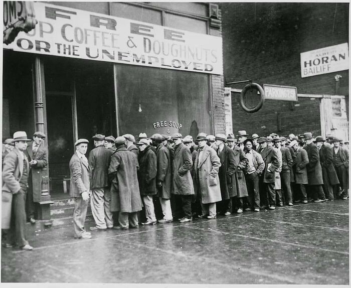 Unemployed Men Outside A Soup Kitchen Opened In Chicago By Al Capone, 1931