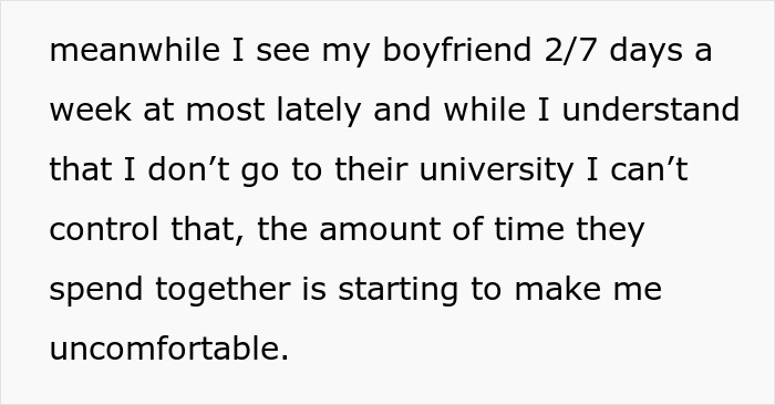 Woman Introduces Boyfriend To Best Friend, Soon Starts Feeling Like The Third Wheel Around Them Woman Introduces Boyfriend To Best Friend, Soon Starts Feeling Like The Third Wheel Around Them