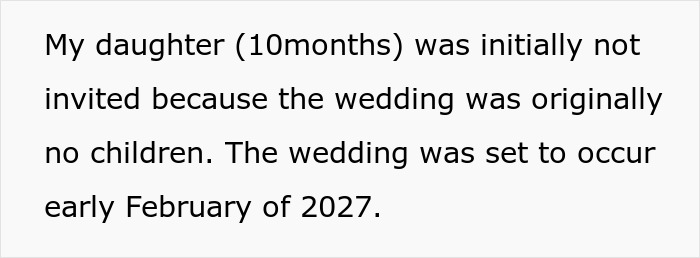 Woman Spends A Fortune On Vivid Hair, Gets Told To Dye It A Natural Color To Fit Into Wedding Party Woman Spends A Fortune On Vivid Hair, Gets Told To Dye It A Natural Color To Fit Into Wedding Party