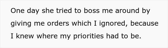 Text showing how a bossy coworker tried to give orders to a waiter, who chose to ignore her Text showing how a bossy coworker tried to give orders to a waiter, who chose to ignore her