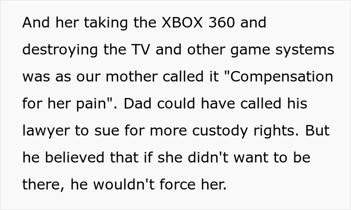 Text post highlighting how the jealous sis took the Xbox 360 and destroyed the other game consoles Text post highlighting how the jealous sis took the Xbox 360 and destroyed the other game consoles