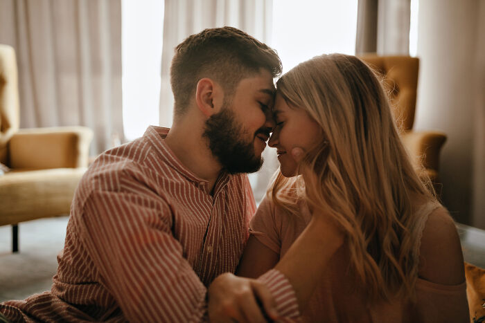 Dad Does The Bare Minimum For 25 Years, Mad When Daughter Won’t Give Him The Biggest Wedding Honor Dad Does The Bare Minimum For 25 Years, Mad When Daughter Won’t Give Him The Biggest Wedding Honor