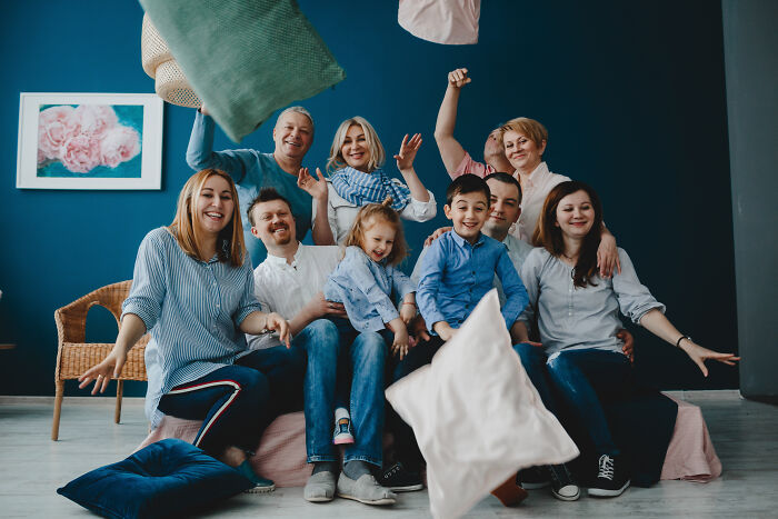 Dad Does The Bare Minimum For 25 Years, Mad When Daughter Won’t Give Him The Biggest Wedding Honor Dad Does The Bare Minimum For 25 Years, Mad When Daughter Won’t Give Him The Biggest Wedding Honor