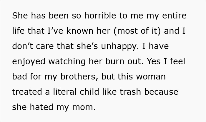 Dad Does The Bare Minimum For 25 Years, Mad When Daughter Won’t Give Him The Biggest Wedding Honor Dad Does The Bare Minimum For 25 Years, Mad When Daughter Won’t Give Him The Biggest Wedding Honor