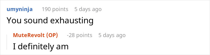 Reddit comments discussing how a woman forgets to pay at Walmart checkout. Reddit comments discussing how a woman forgets to pay at Walmart checkout.