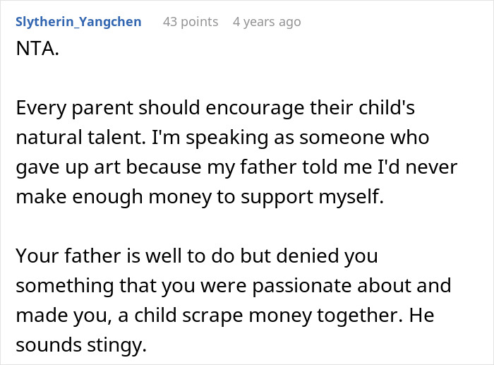 User comment criticizing a stingy father who did not support his daughter and made her pay classes herself. User comment criticizing a stingy father who did not support his daughter and made her pay classes herself.