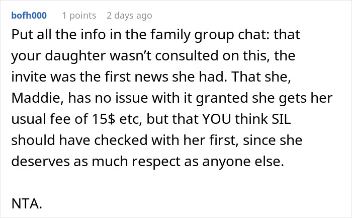 A user comment advocating for respect after a mom and daughter deal with an aunt Halloween invite.