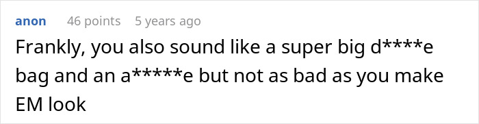 Comment criticizing behavior related to Halloween candy refusal story