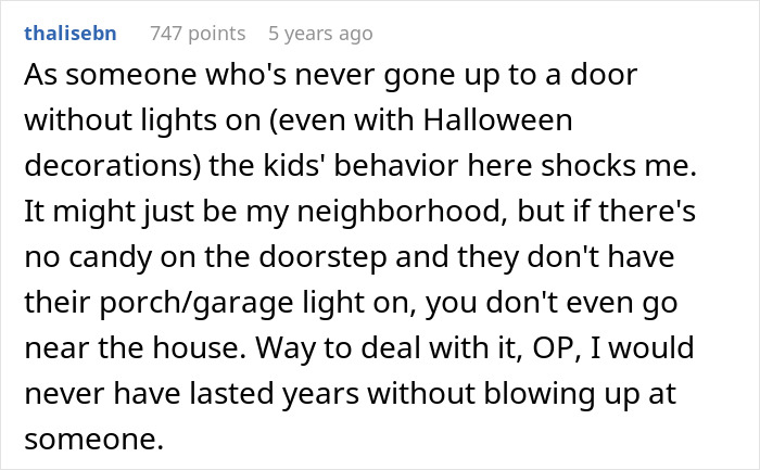 Comment about kids avoiding houses without Halloween lights or candy on doorstep