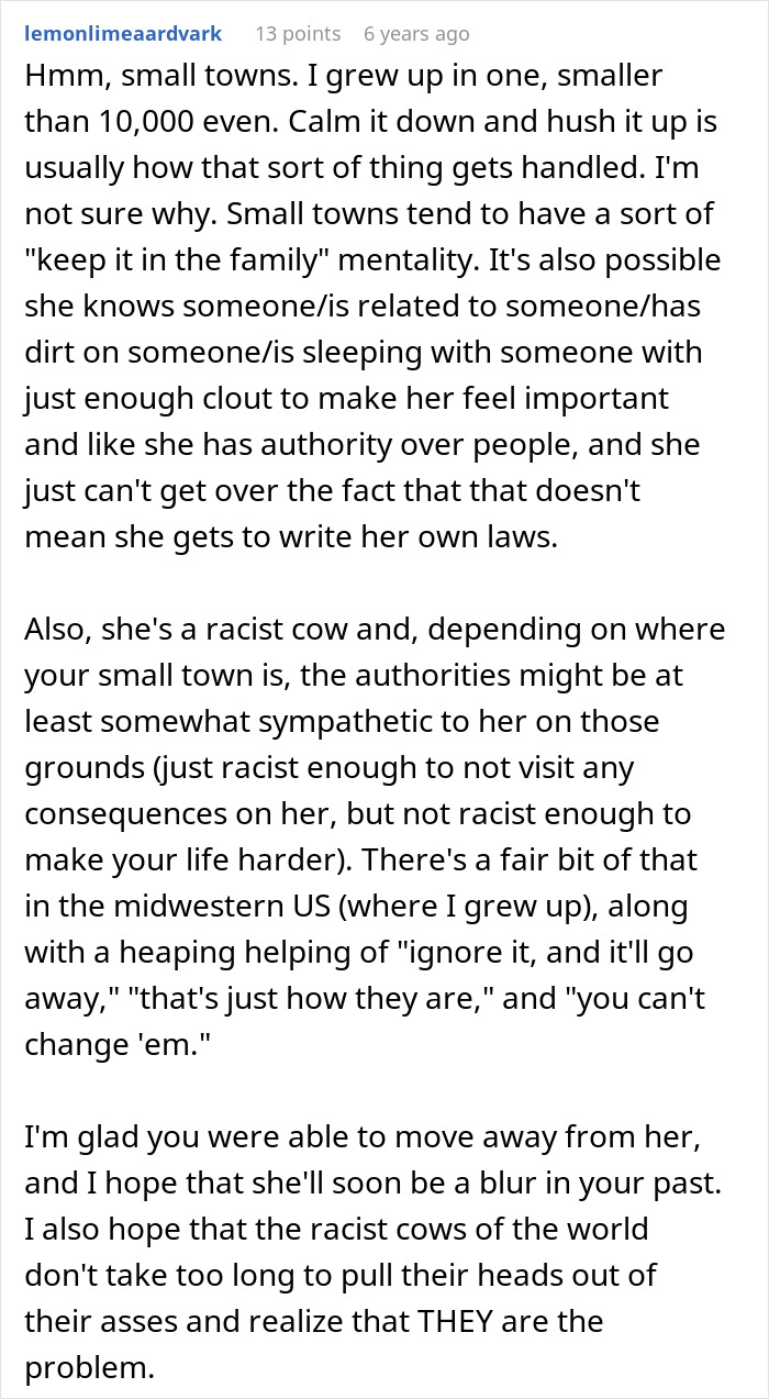 A detailed user comment describing small-town mentality and criticizing an unhinged mom A detailed user comment describing small-town mentality and criticizing an unhinged mom
