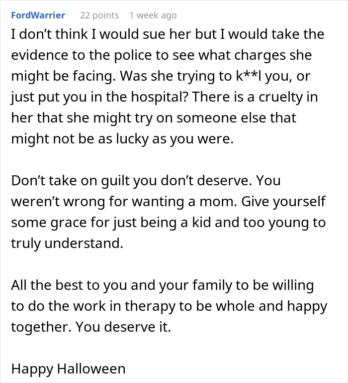 Online comment discussing legal action and police involvement after a woman threw away her stepchild's food.