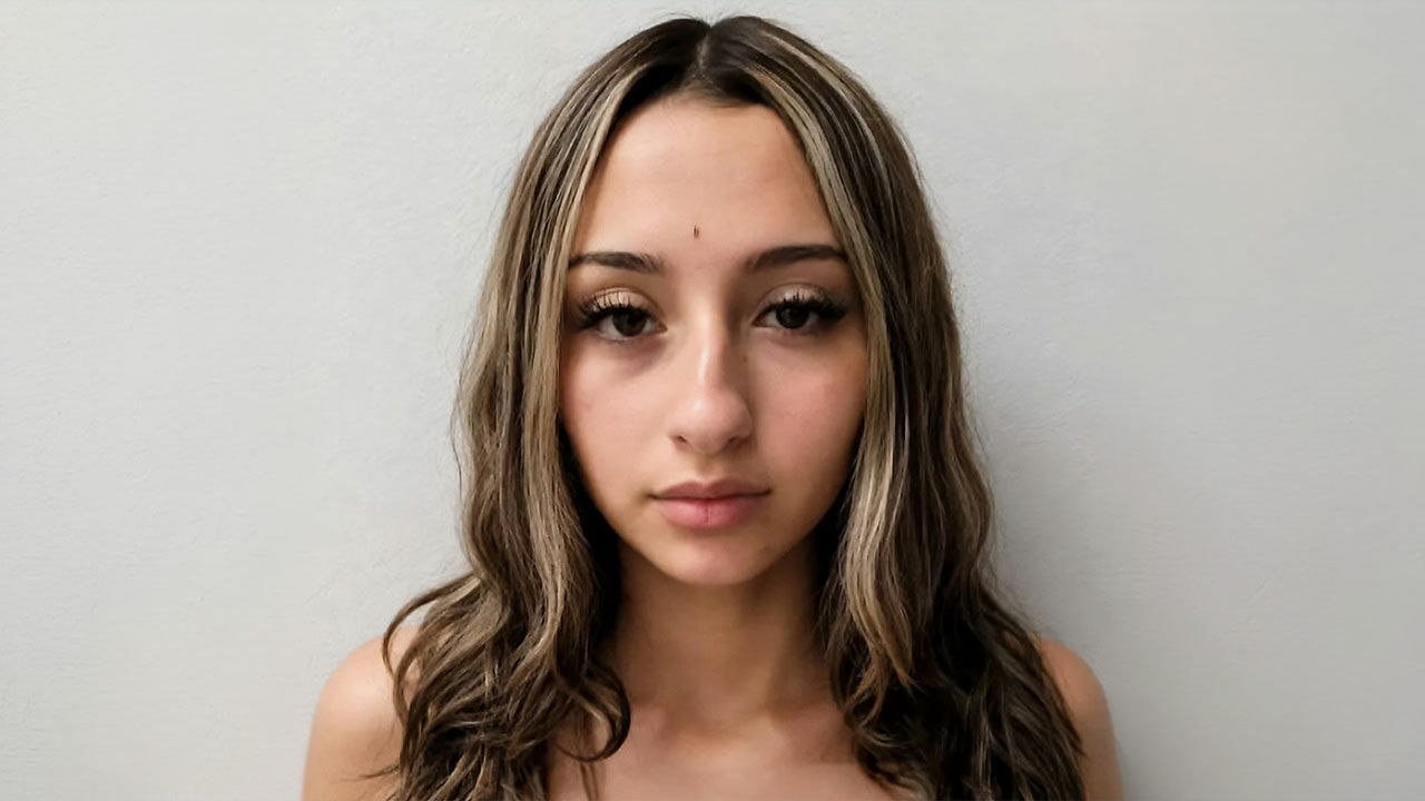 Teen Girl Cookie Accused Of Violently Taking Life Of Mom Of 5 With Her Sister Let Out Of Jail