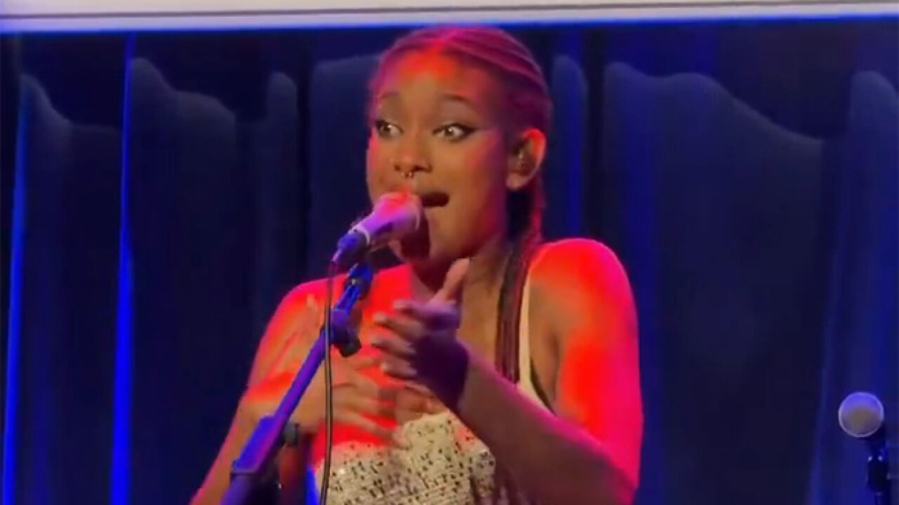 “No Idea What I Just Watched”: Will Smith’s Daughter Willow Roasted Over Bizarre Behavior During Live Performance
