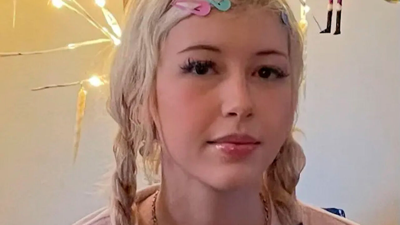 FIT Student’s Mom Shares Heartbreaking Tribute After Daughter’s NYC Fashion Dream Ends In Horror