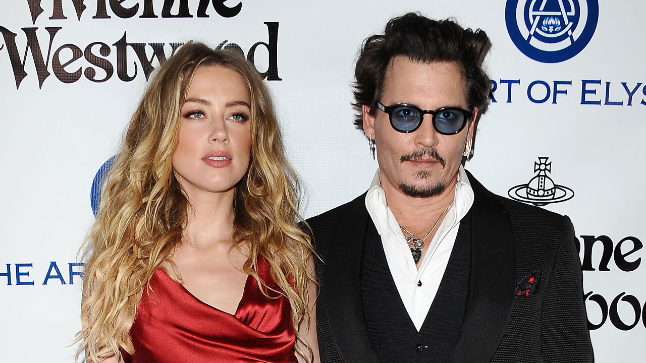 Hollywood Heartthrob Hit With Furious Backlash Over “Disgusting” Joke About Amber Heard Lawsuit