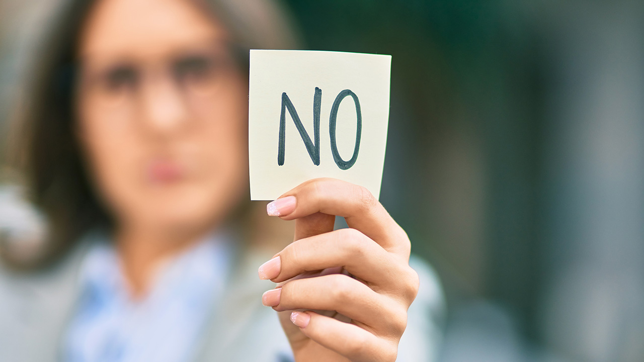 Bridezilla’s Wedding Rules Make Absolutely No Sense, Guest Wonders What Is Even Going On
