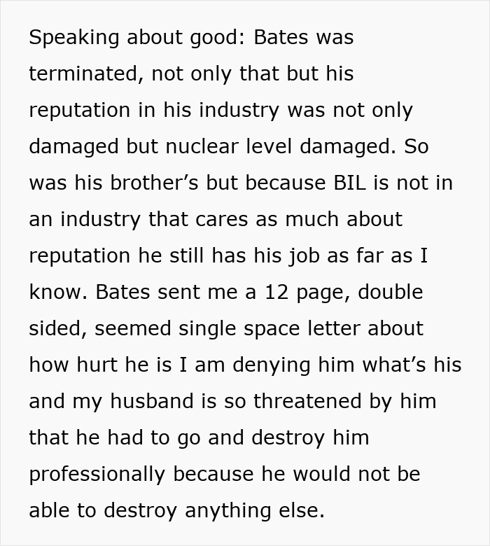 A text screenshot describing how a guy who keeps pursuing ex faced professional consequences after crossing boundaries.