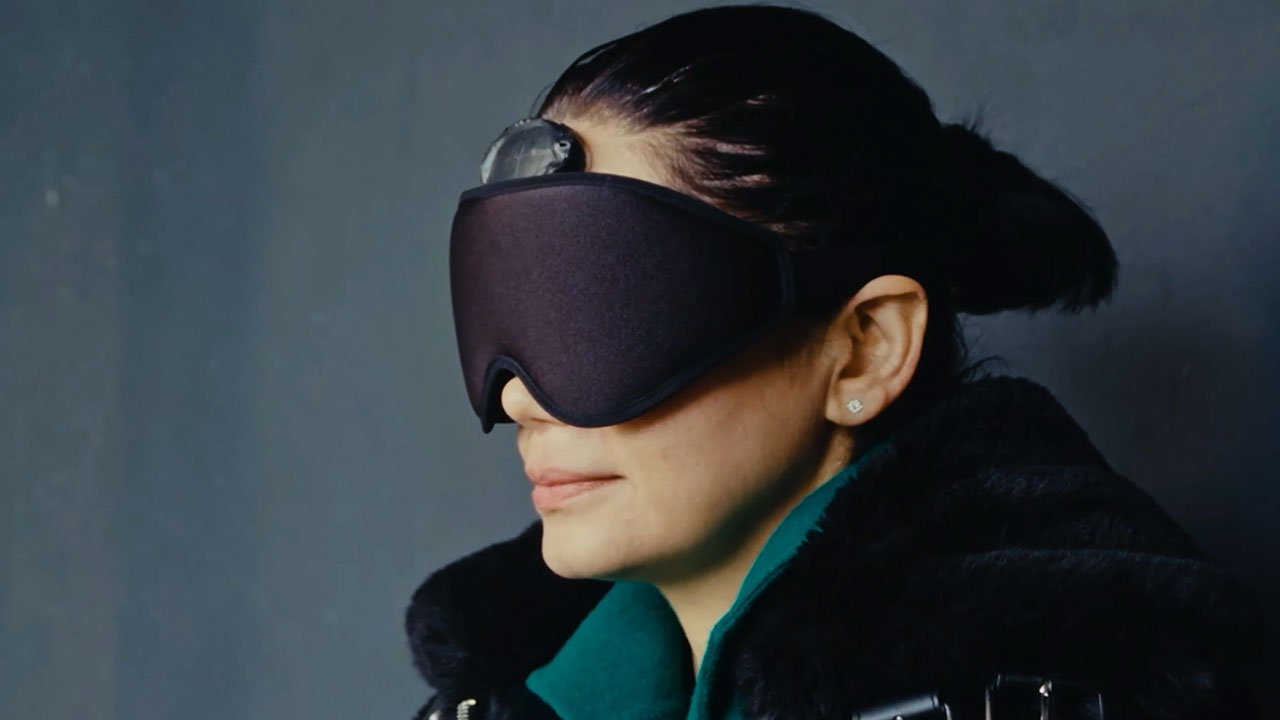 Researcher Spends 5 Days In Darkness For Sensory Deprivation Experiment, Shares What Came To Light