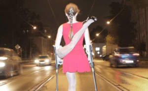 67 Creative And Hilarious People With Disabilities Who Won Halloween