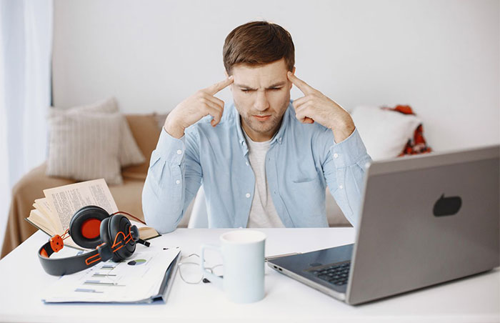 Guy Treats Parents And Brother's Duplex Like His Property, Doesn't Pay Full Rent He Owes Either Guy Treats Parents And Brother's Duplex Like His Property, Doesn't Pay Full Rent He Owes Either