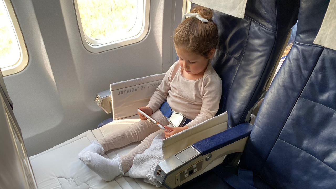 30 Passengers Share Stories Of Parents Who Used Their Kids To Get Better Seats On Flights