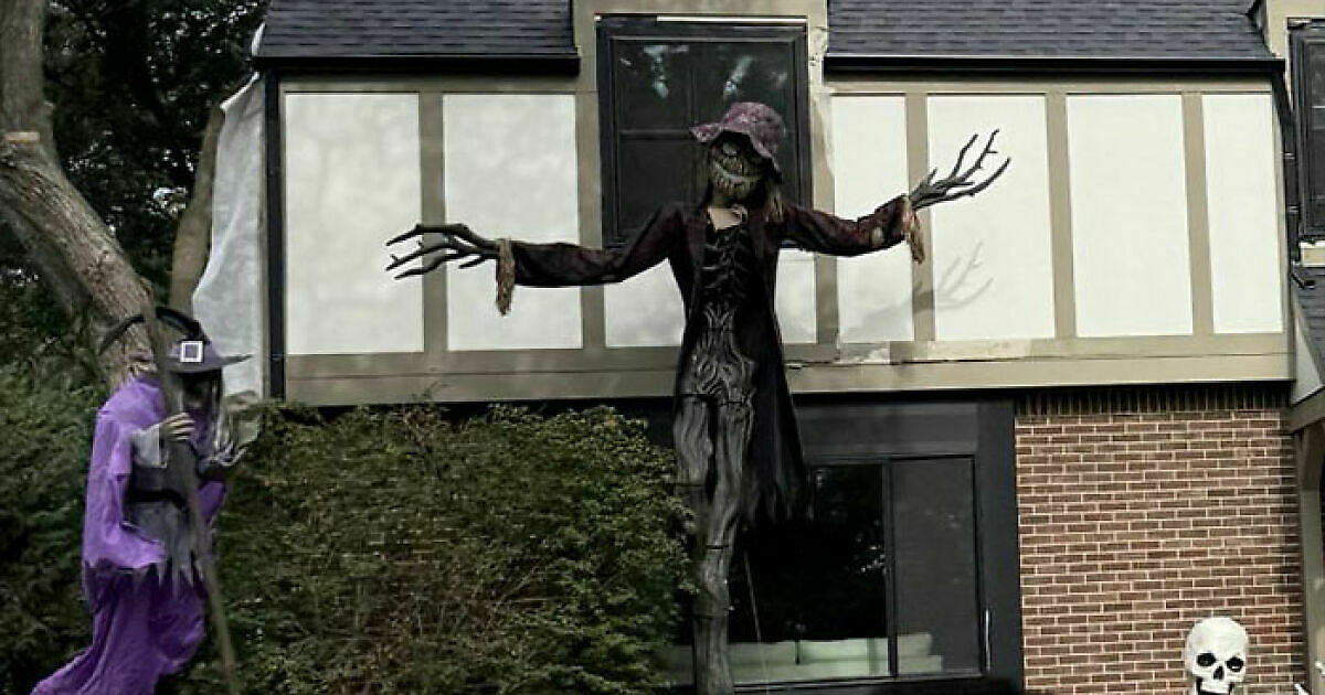 Christian Man Has Bizarre Meltdown After Neighbor’s Halloween Decoration Scares Toddler